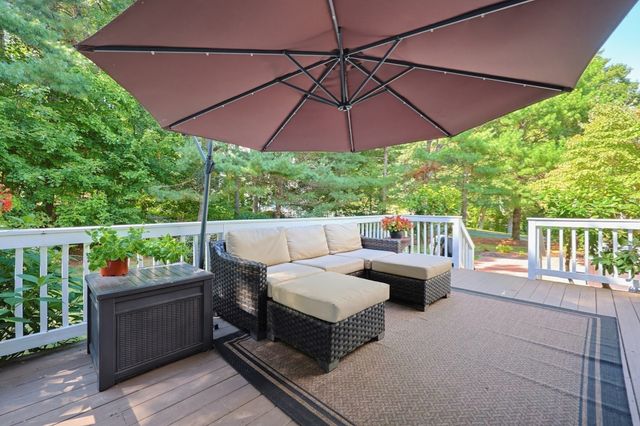 23 High Ridge Circle, Franklin, MA 02038