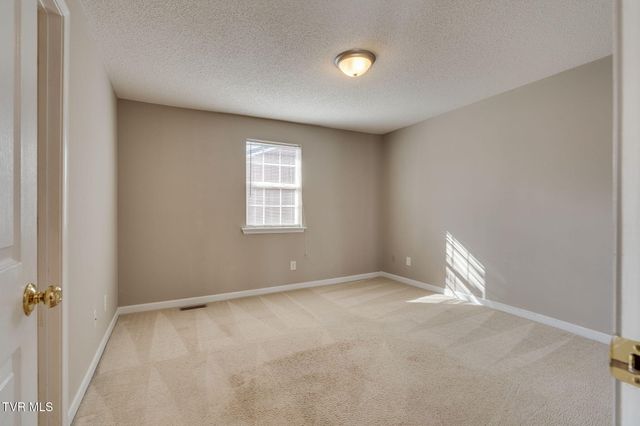 2808 East Center Street, Kingsport, TN 37664