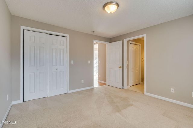 2808 East Center Street, Kingsport, TN 37664