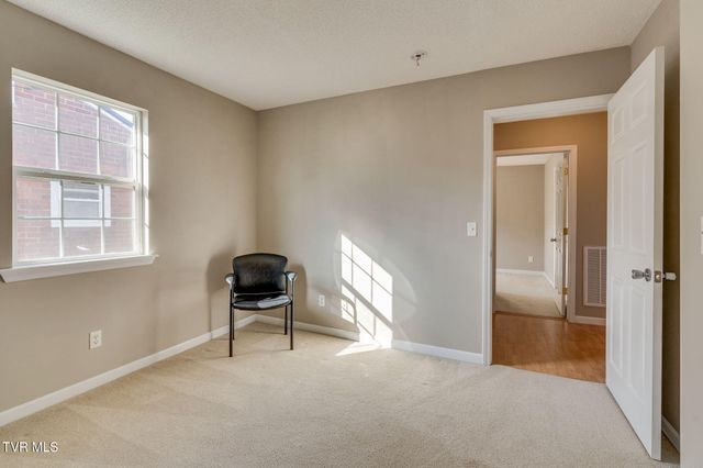 2808 East Center Street, Kingsport, TN 37664