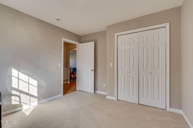 2808 East Center Street, Kingsport, TN 37664