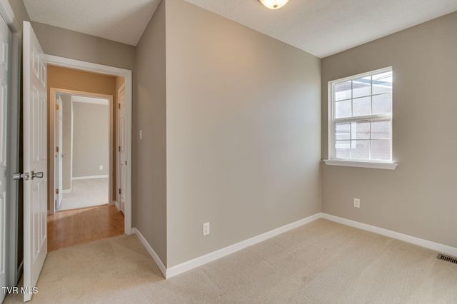 2808 East Center Street, Kingsport, TN 37664