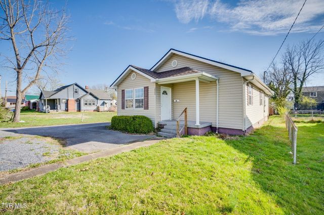 2808 East Center Street, Kingsport, TN 37664