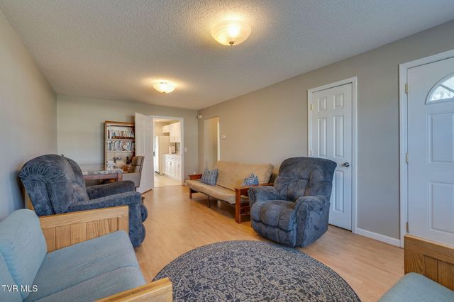 2808 East Center Street, Kingsport, TN 37664