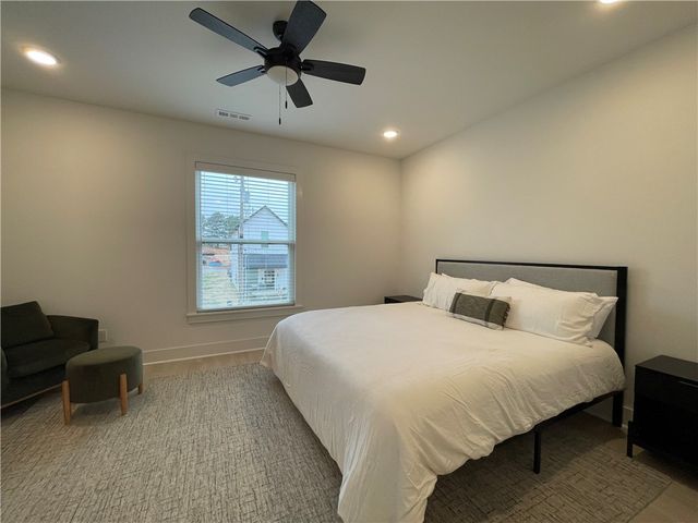 1406 S Duncan Avenue, Fayetteville, AR 72701
