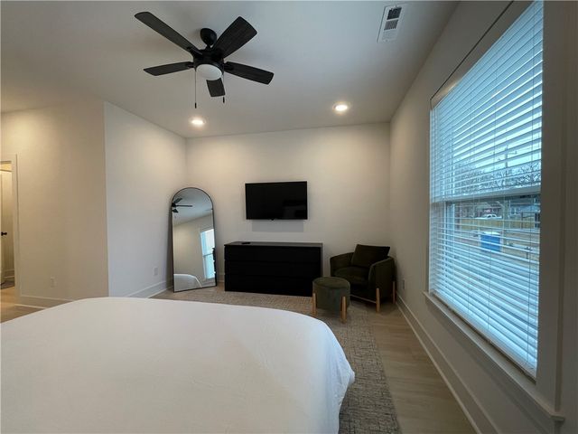 1406 S Duncan Avenue, Fayetteville, AR 72701