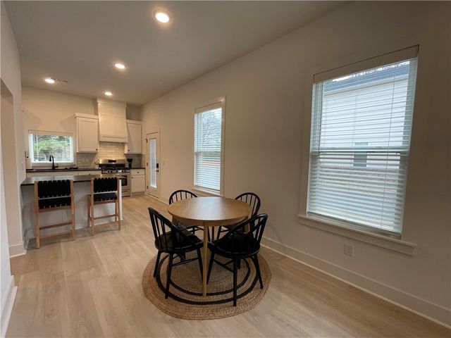 1406 S Duncan Avenue, Fayetteville, AR 72701