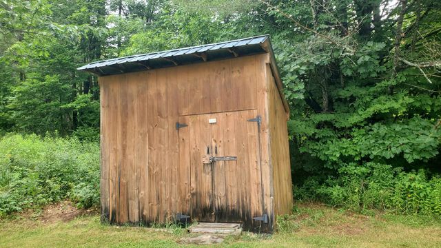 112 Chapel Hill Road, Norwich, VT 05055