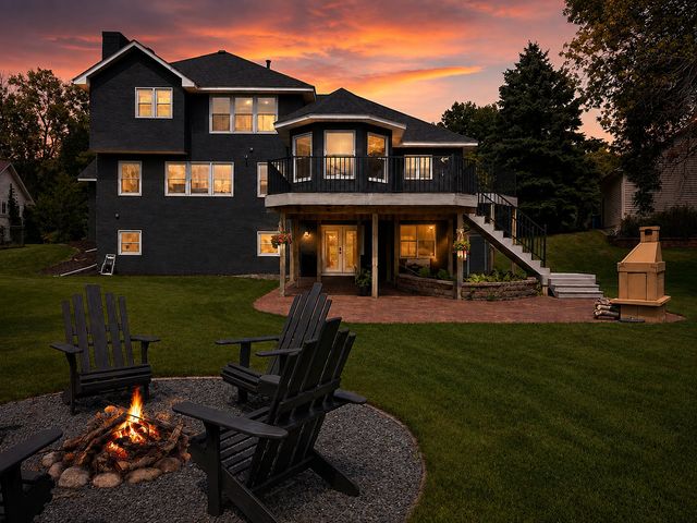 10575 52nd Avenue N, Plymouth, MN 55442