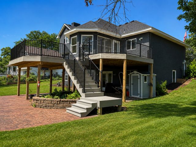 10575 52nd Avenue N, Plymouth, MN 55442