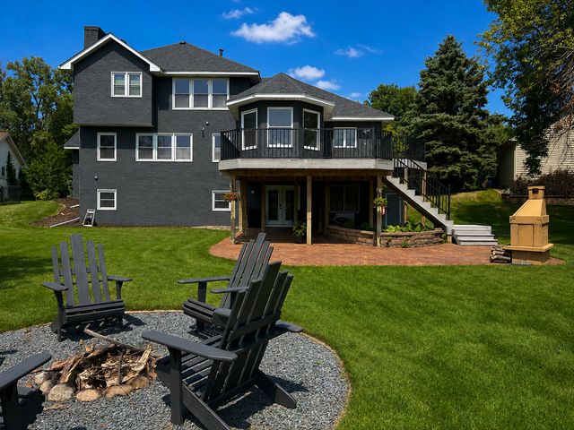 10575 52nd Avenue N, Plymouth, MN 55442