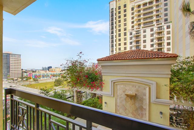 801 S Olive Avenue 829, West Palm Beach, FL 33401