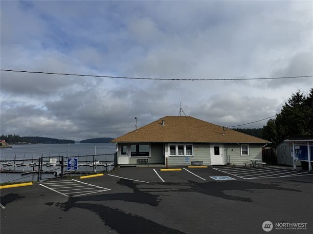 9810 Channel Drive NW, Olympia, WA 98502