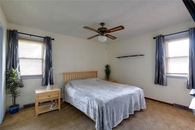 7312 NW 77th Terrace, Kansas City, MO 64152