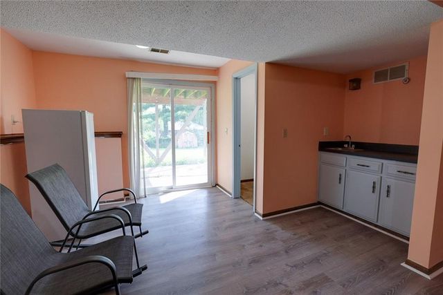 7312 NW 77th Terrace, Kansas City, MO 64152