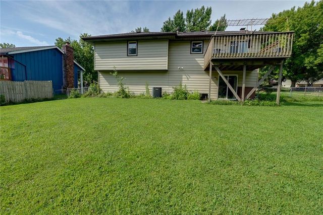 7312 NW 77th Terrace, Kansas City, MO 64152