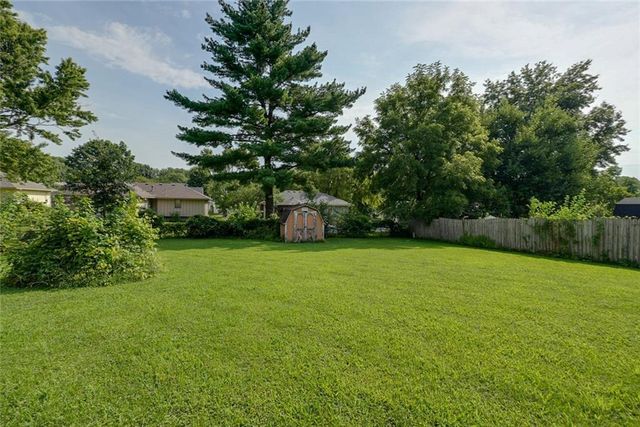 7312 NW 77th Terrace, Kansas City, MO 64152