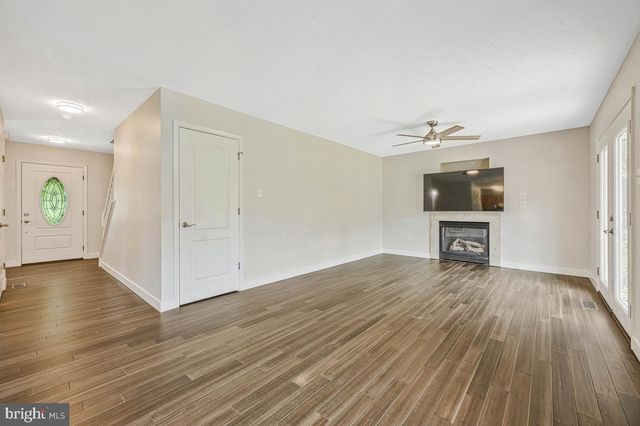 6740 SHOREHAM PL, La Plata, MD 20646