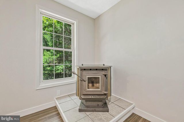 6740 SHOREHAM PL, La Plata, MD 20646