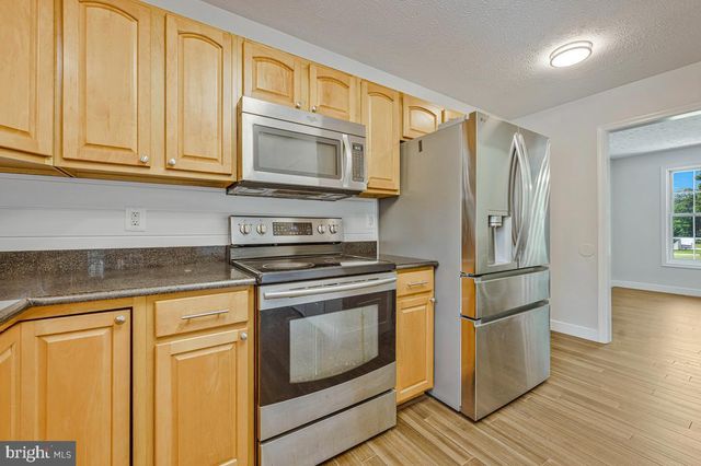 6740 SHOREHAM PL, La Plata, MD 20646
