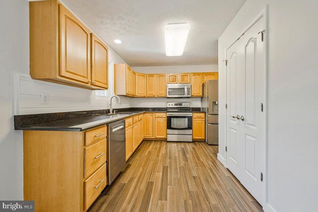 6740 SHOREHAM PL, La Plata, MD 20646