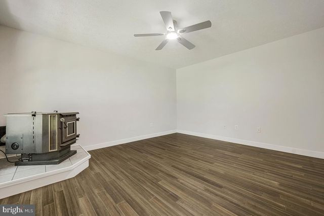 6740 SHOREHAM PL, La Plata, MD 20646