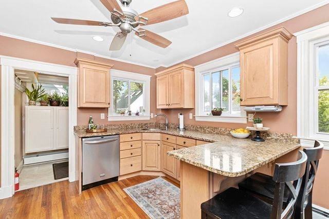 26 High St, Quincy, MA 02169