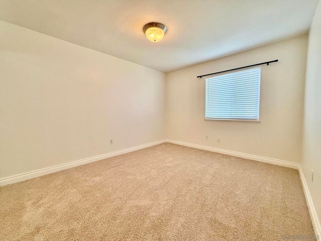 Image 28 of property listing at 1756 Essex St 305, San Diego, CA 92103