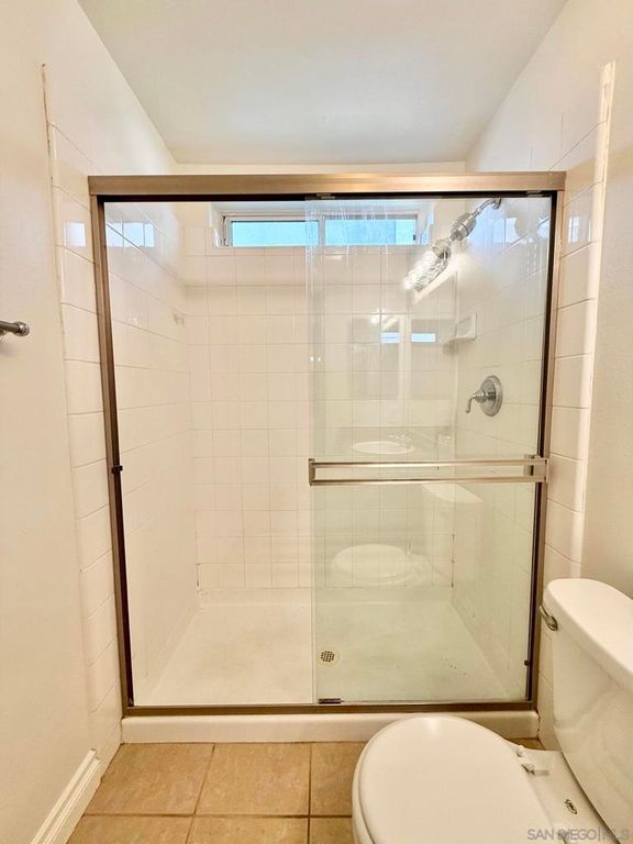 Image 34 of property listing at 1756 Essex St 305, San Diego, CA 92103
