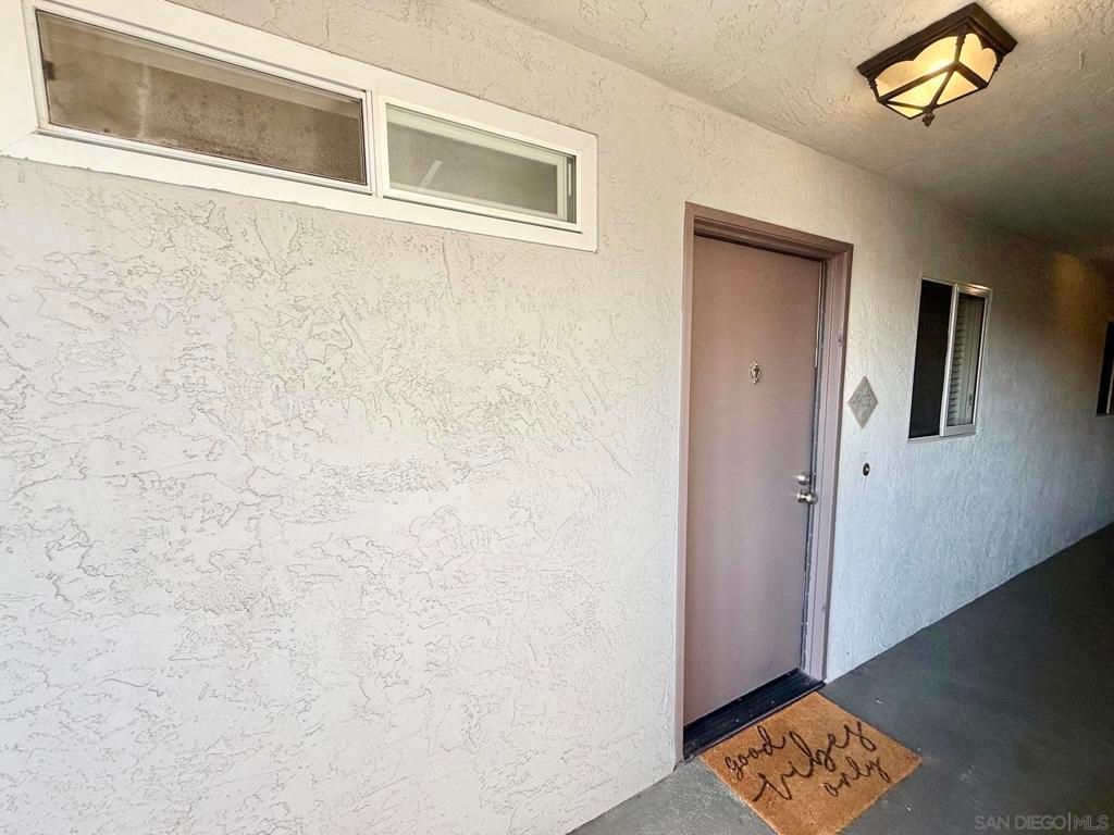 Image 35 of property listing at 1756 Essex St 305, San Diego, CA 92103