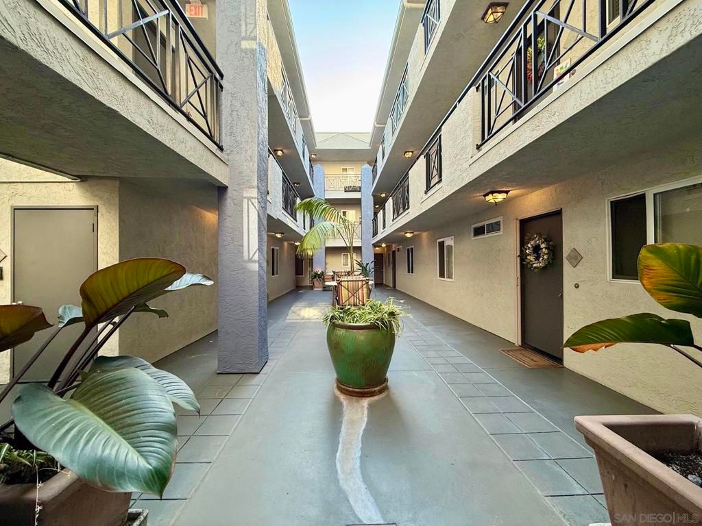 Image 38 of property listing at 1756 Essex St 305, San Diego, CA 92103