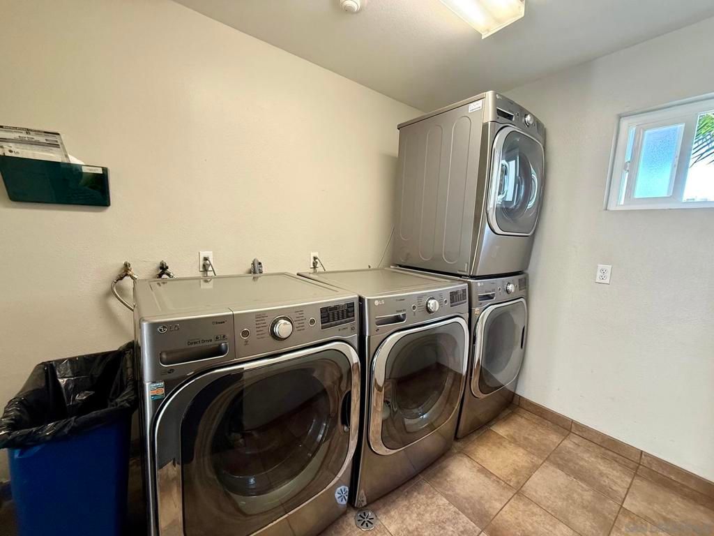 Image 42 of property listing at 1756 Essex St 305, San Diego, CA 92103