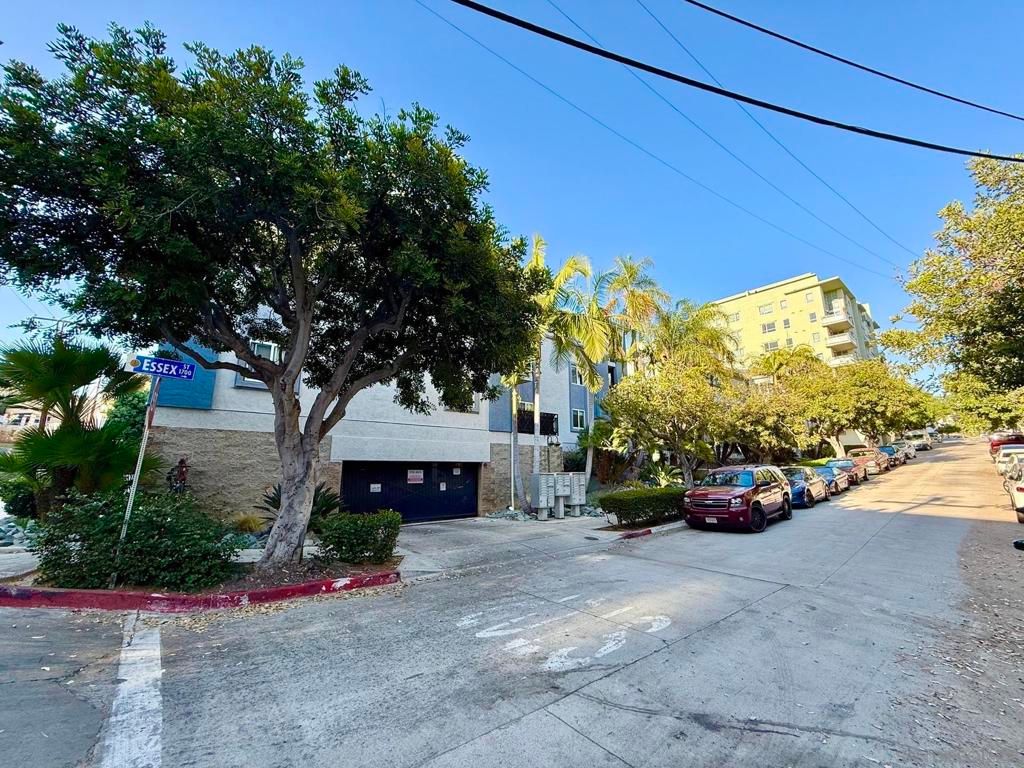 Image 45 of property listing at 1756 Essex St 305, San Diego, CA 92103