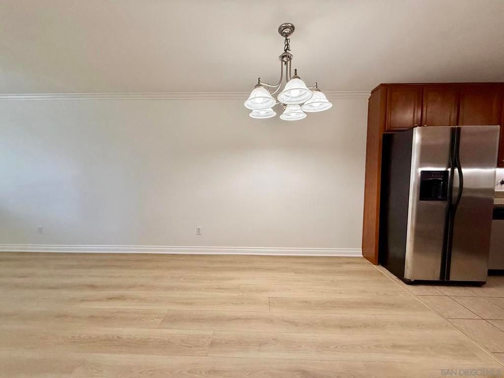 Image 9 of property listing at 1756 Essex St 305, San Diego, CA 92103