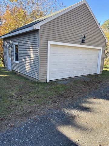 448 Essex St, Beverly, MA 01915