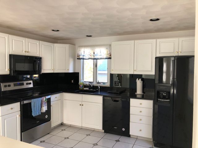 448 Essex St, Beverly, MA 01915