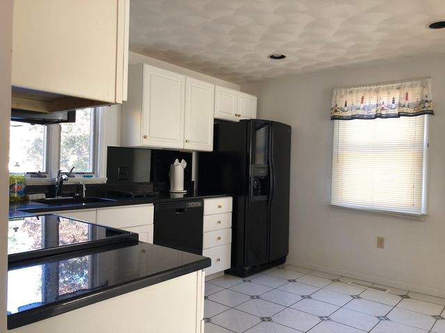 448 Essex St, Beverly, MA 01915
