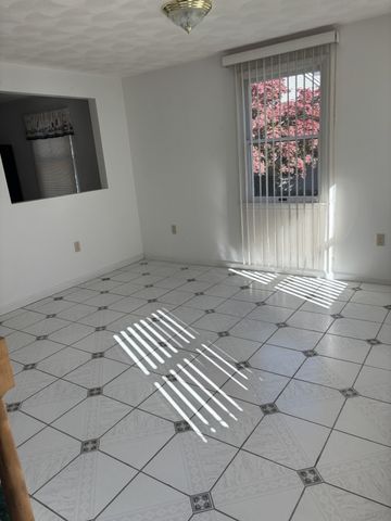 448 Essex St, Beverly, MA 01915