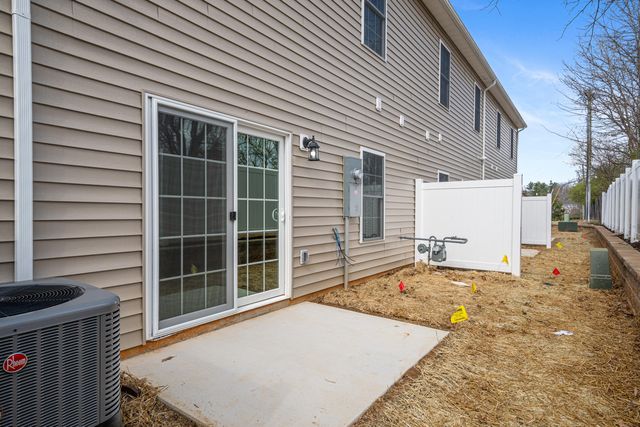 6136 Warren Newcomb, Radford, VA 24141