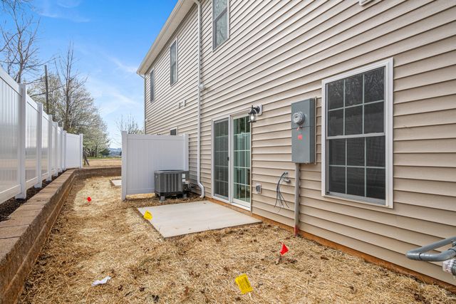 6136 Warren Newcomb, Radford, VA 24141