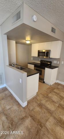 2132 W GLENROSA Avenue B78, Phoenix, AZ 85015