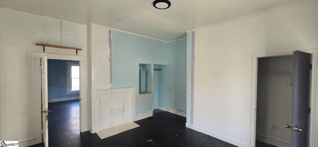 22 S 6th Street, Greenville, SC 29611