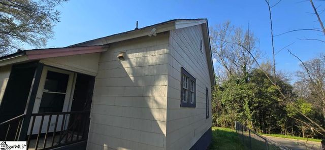 22 S 6th Street, Greenville, SC 29611