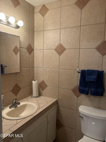 10269 Yelllowstone St. Street, El Paso, TX 79924