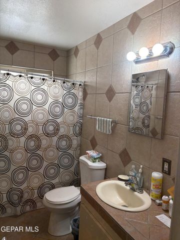 10269 Yelllowstone St. Street, El Paso, TX 79924