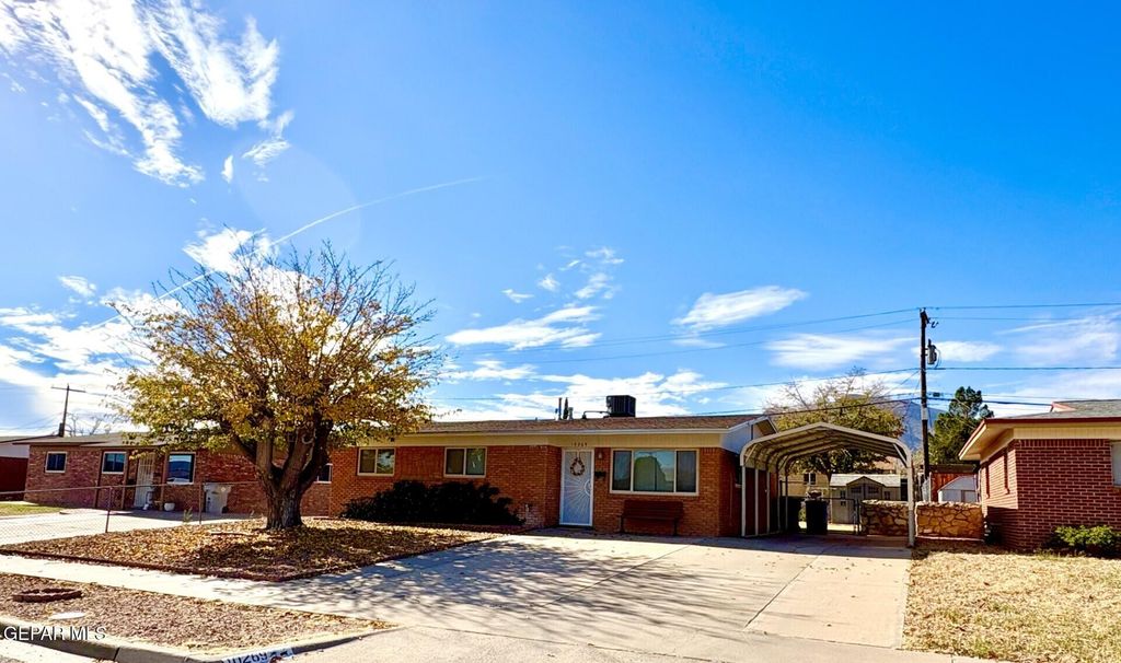 10269 Yelllowstone St. Street, El Paso, TX 79924