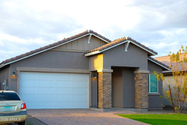 8426 W ATLANTIS Way, Tolleson, AZ 85353