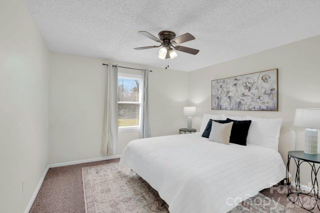 206 Ross Court, Belmont, NC 28012