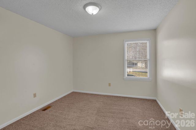 206 Ross Court, Belmont, NC 28012