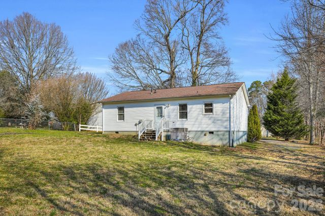 206 Ross Court, Belmont, NC 28012